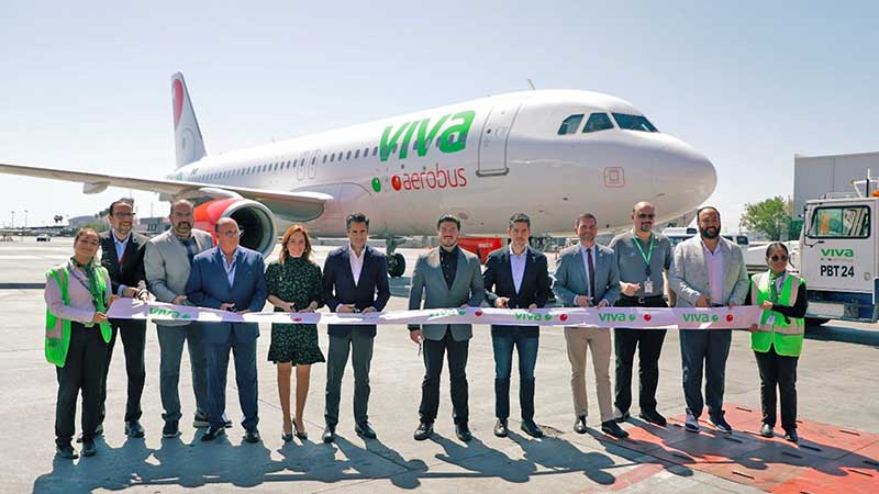 Viva Aerobus celebra primer vuelo de la ruta Monterrey-Austin