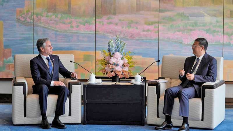 Blinken habló en China de un 'manejo responsable' de las relaciones entre los dos países