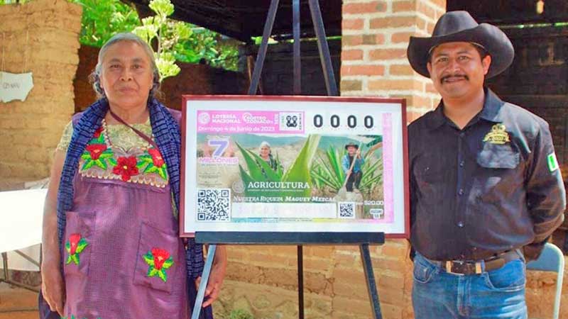 Recibirá reconocimiento en EU maestra mezcalera de Oaxaca